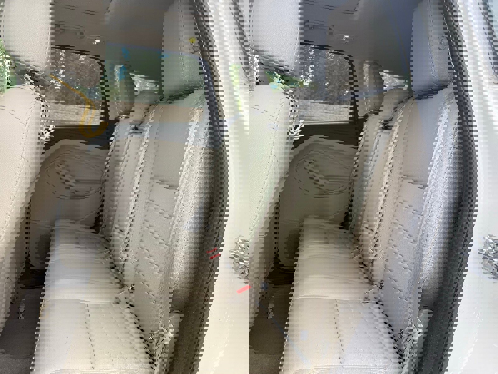 Used 2015 Ford Escape Titanium image 9