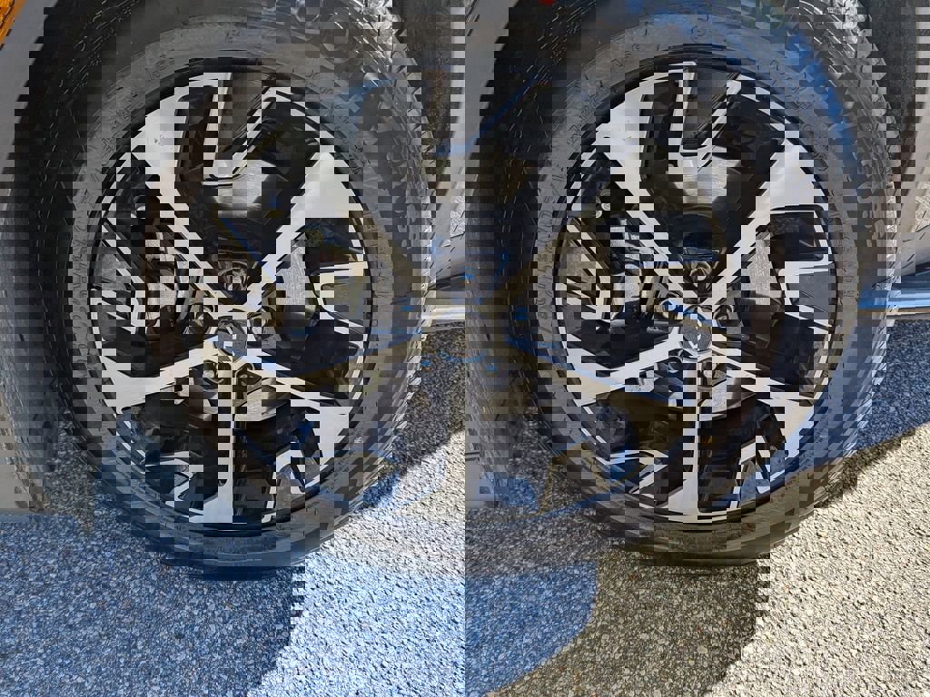 Certified 2023 Kia Sportage EX image 30