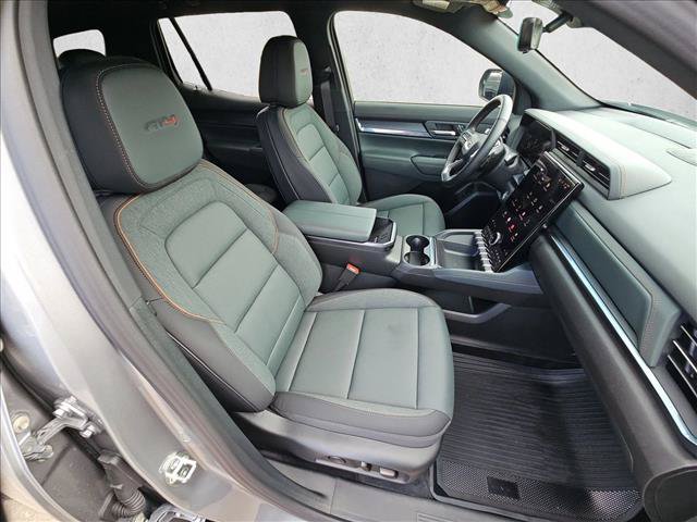 Used 2026 GMC Terrain AT4 w/ Convenience Package III AWD/4WD image 20