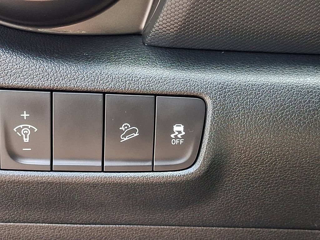Used 2023 Hyundai Kona SEL w/ Convenience Package AWD/4WD image 28