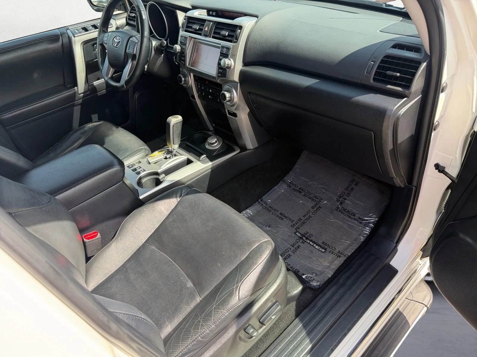 Used 2011 Toyota 4Runner Limited AWD/4WD image 26