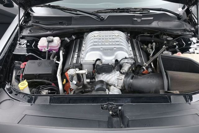 Used 2020 Dodge Challenger SRT Hellcat w/ Plus Package RWD image 38