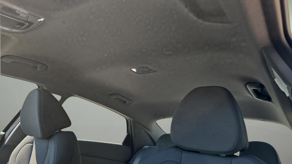 New 2026 Hyundai Elantra SE FWD image 15