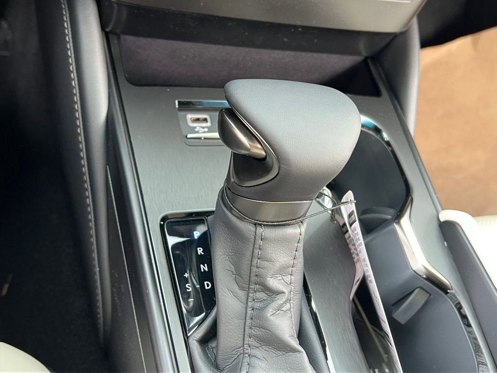 Certified 2025 Lexus ES 350 w/ Premium Package image 21