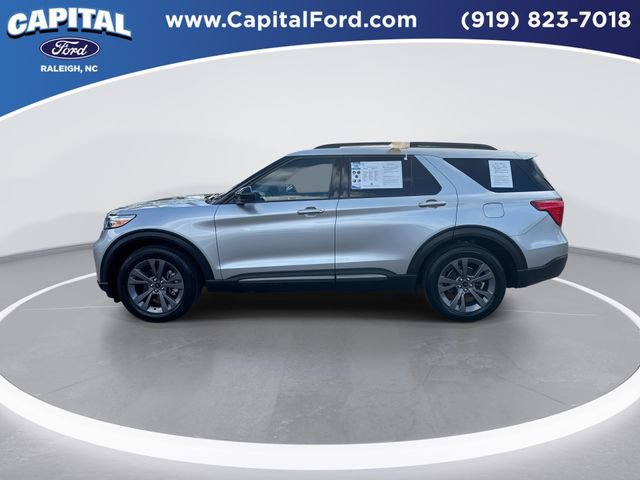 Certified 2022 Ford Explorer XLT w/ Equipment Group 202A image 5