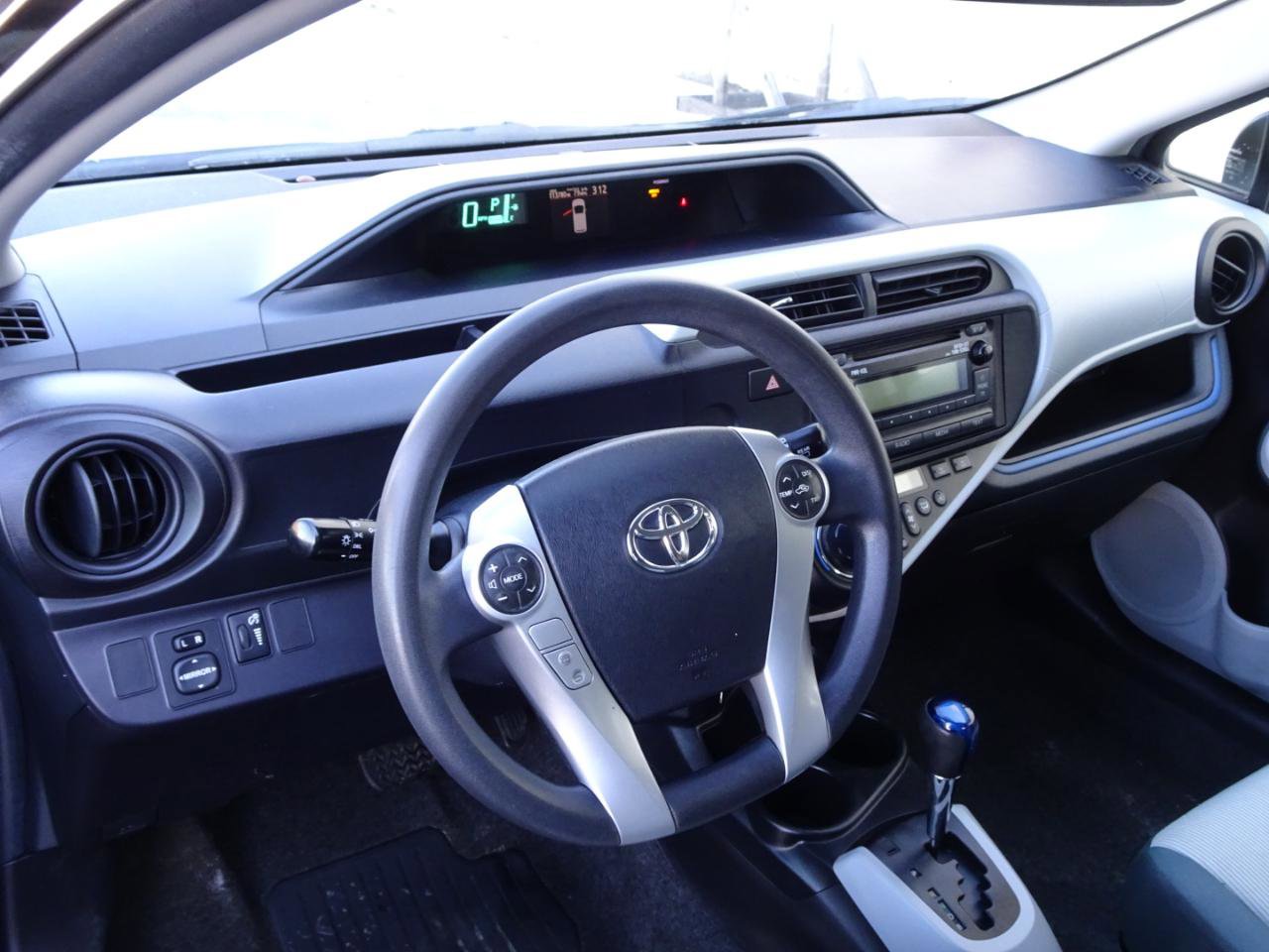 Used 2012 Toyota Prius C Two image 10