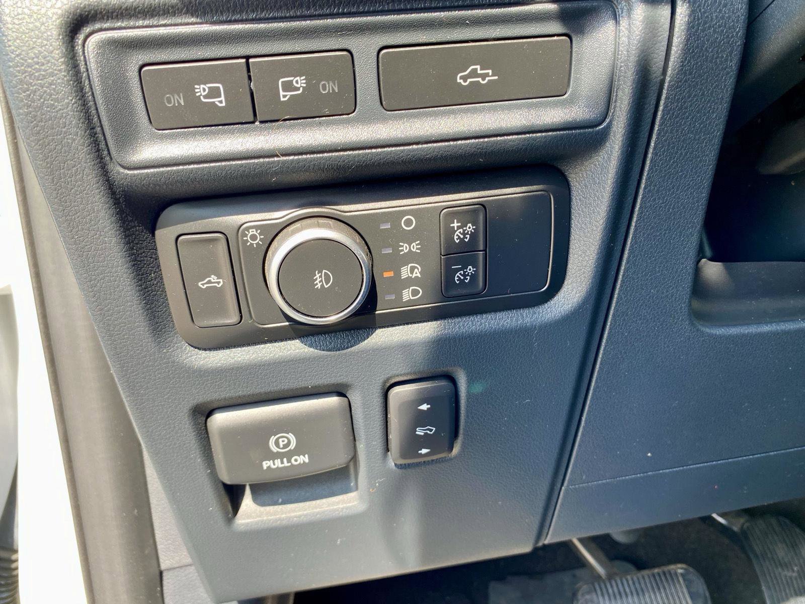Used 2022 Ford F150 Lariat AWD/4WD image 24