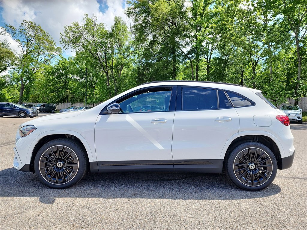 New 2025 Mercedes-Benz GLA 250 image 2
