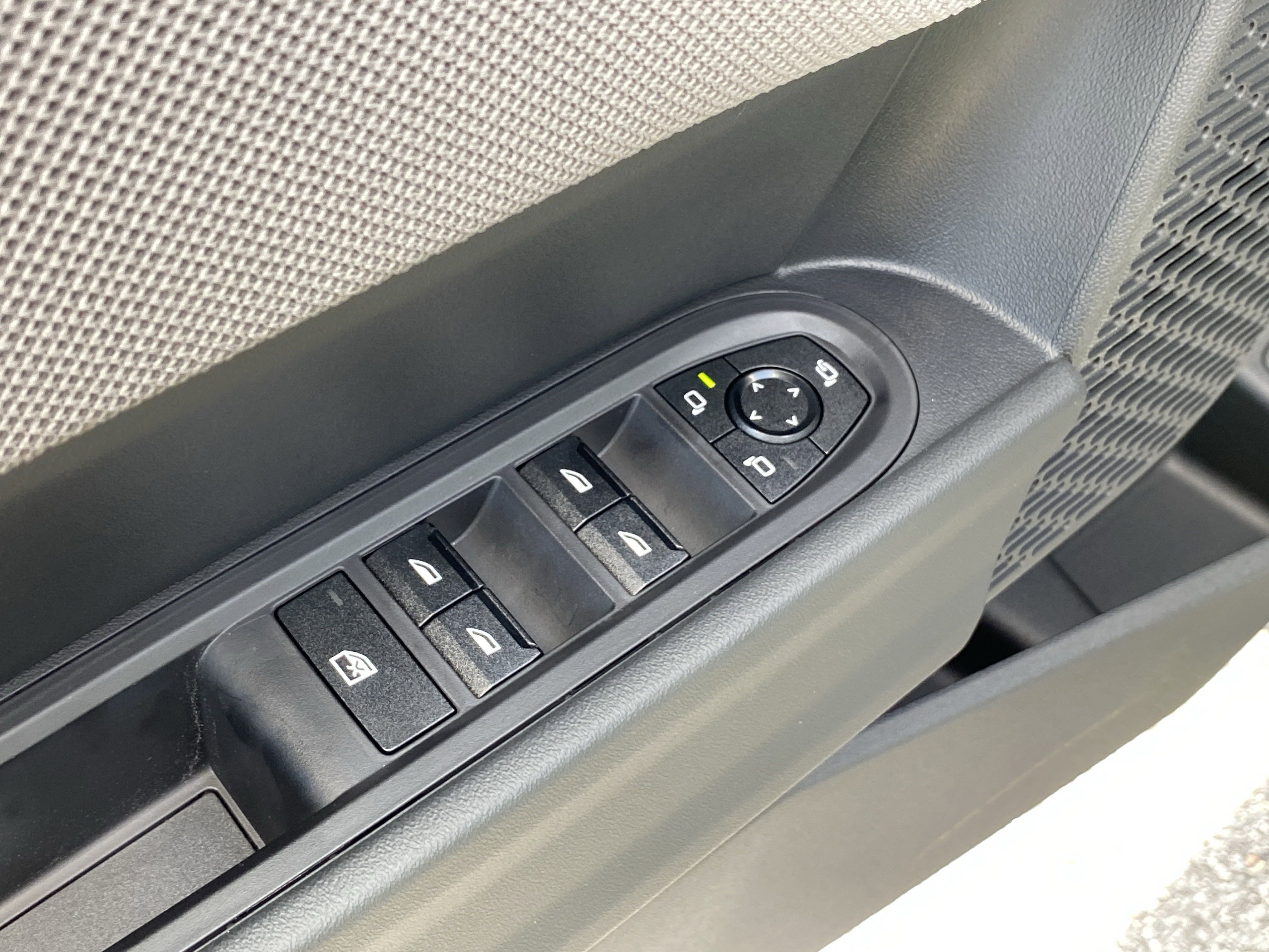 Certified 2025 MINI Cooper S image 24