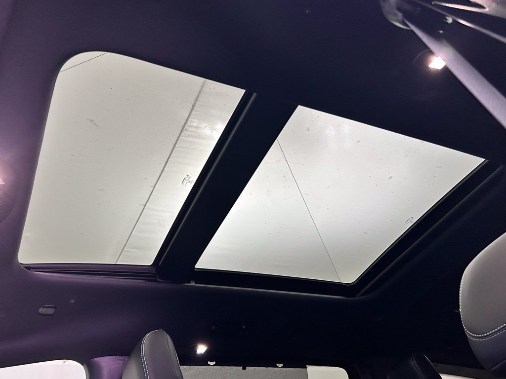 New 2026 Chrysler Pacifica Select AWD/4WD image 33