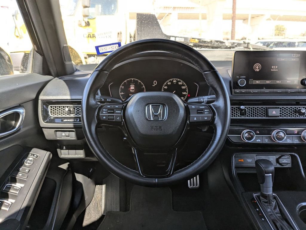 Used 2025 Honda Civic Sport image 16