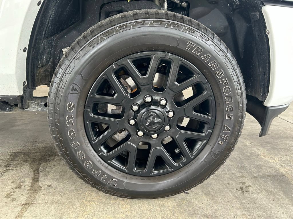 Used 2025 RAM 2500 Limited AWD/4WD image 27