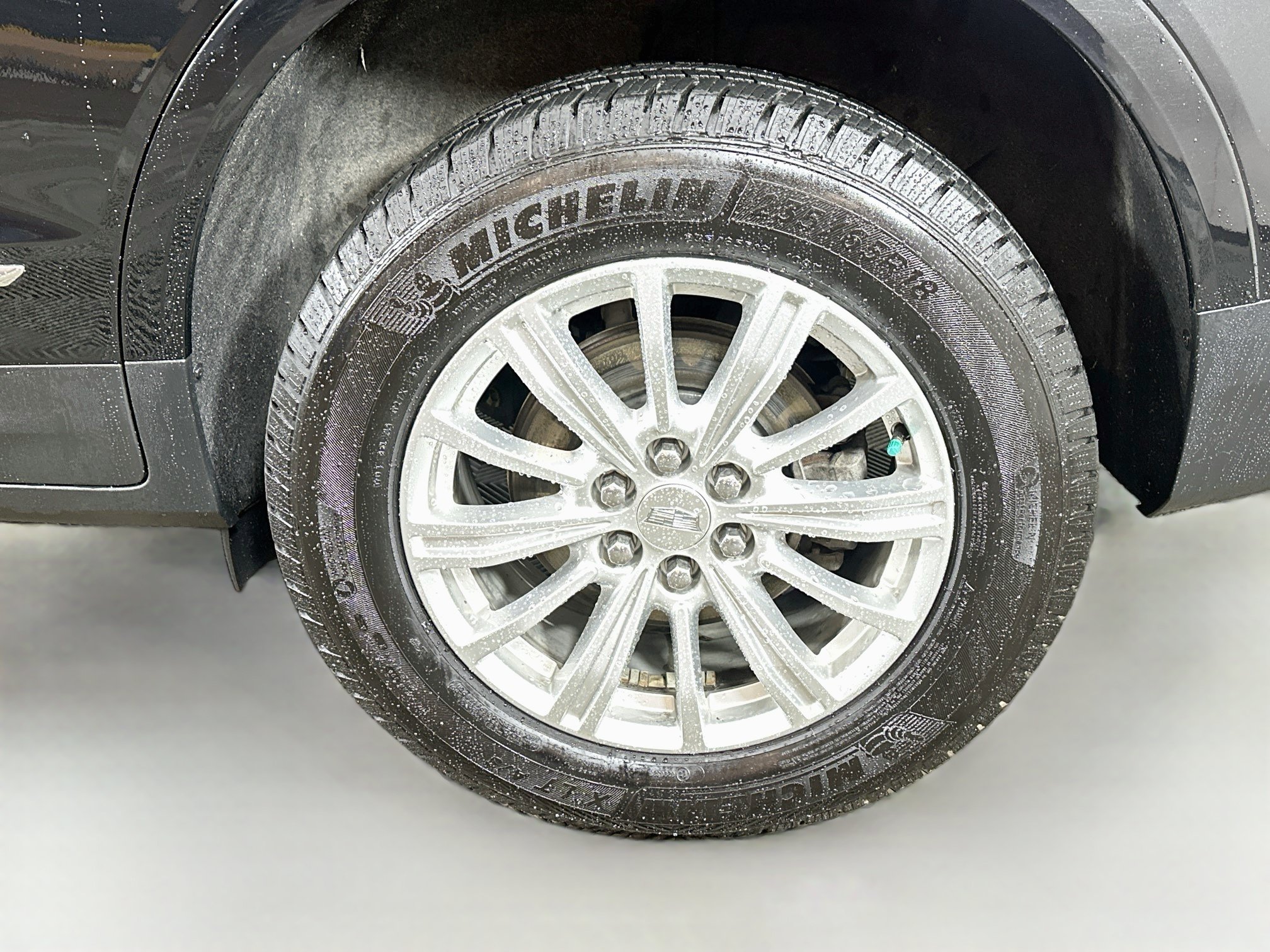 Used 2019 Cadillac XT5 FWD image 29