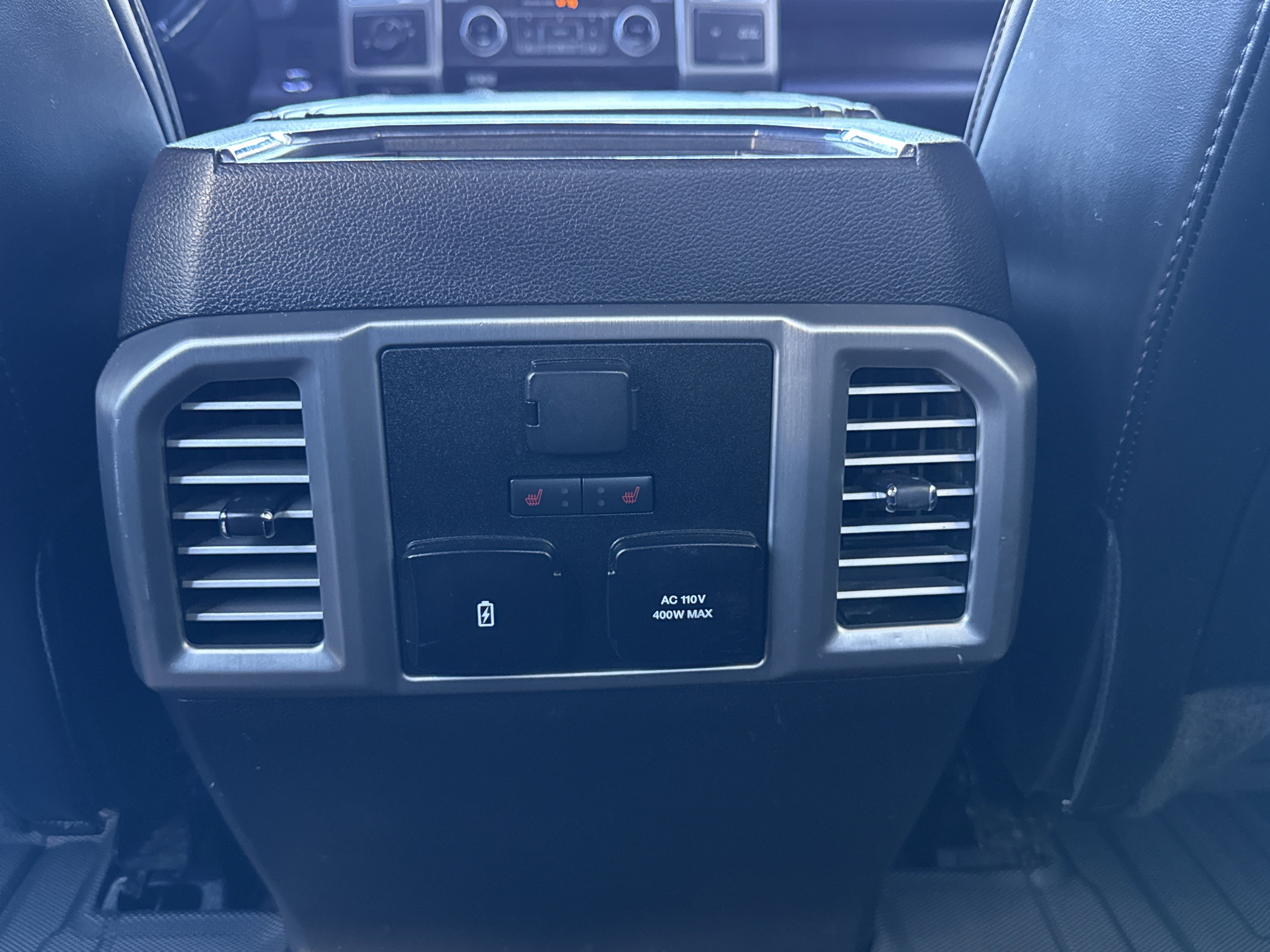 Used 2018 Ford F150 Platinum w/ Equipment Group 701A Luxury image 30