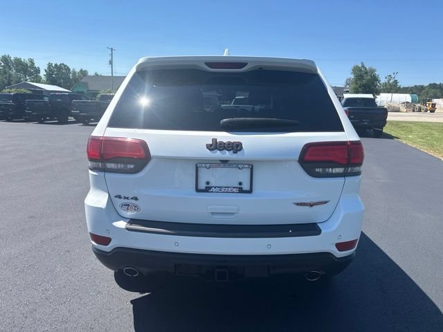 Used 2018 Jeep Grand Cherokee Trailhawk w/ Trailhawk Luxury Group AWD/4WD image 4