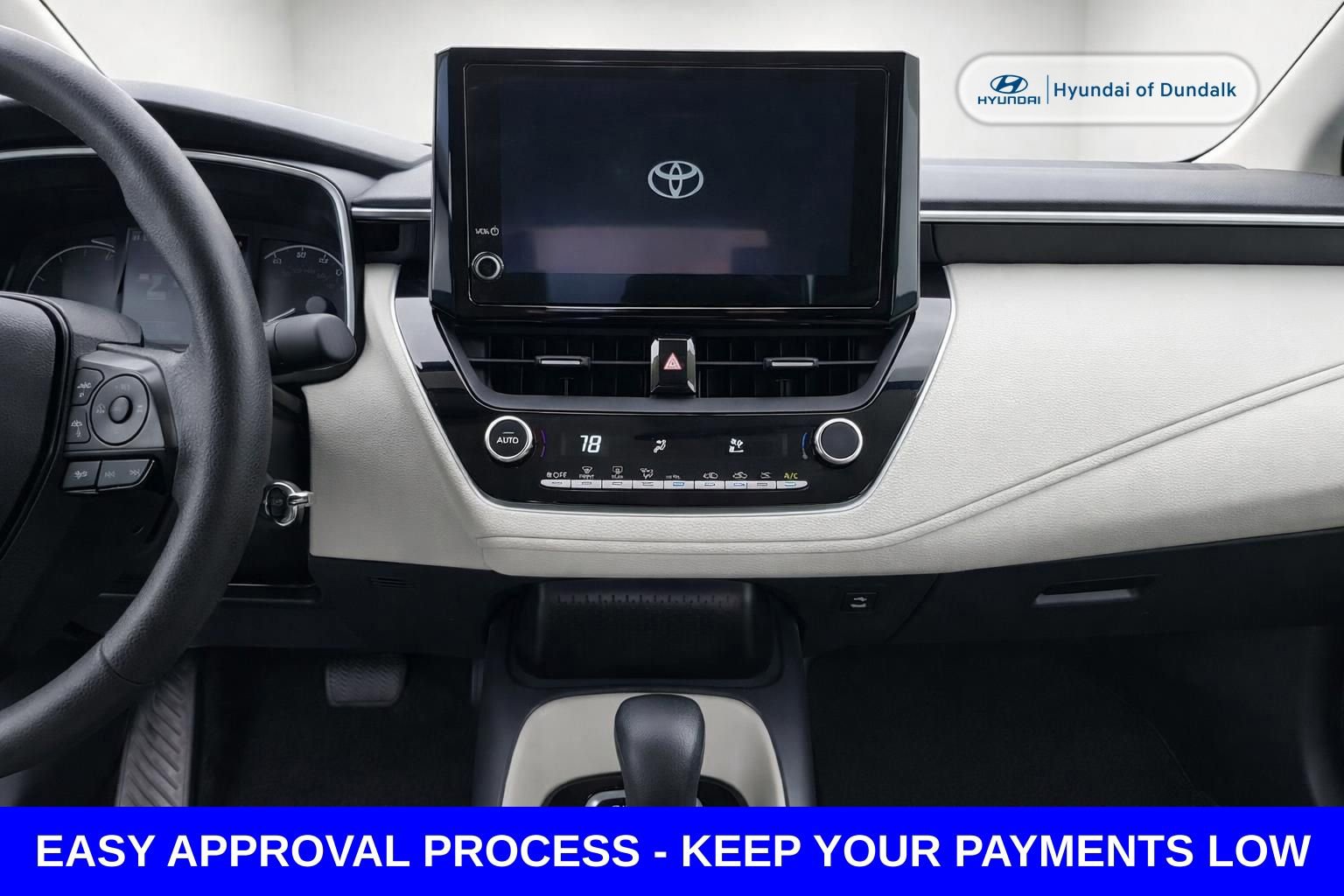 Used 2023 Toyota Corolla LE FWD image 12