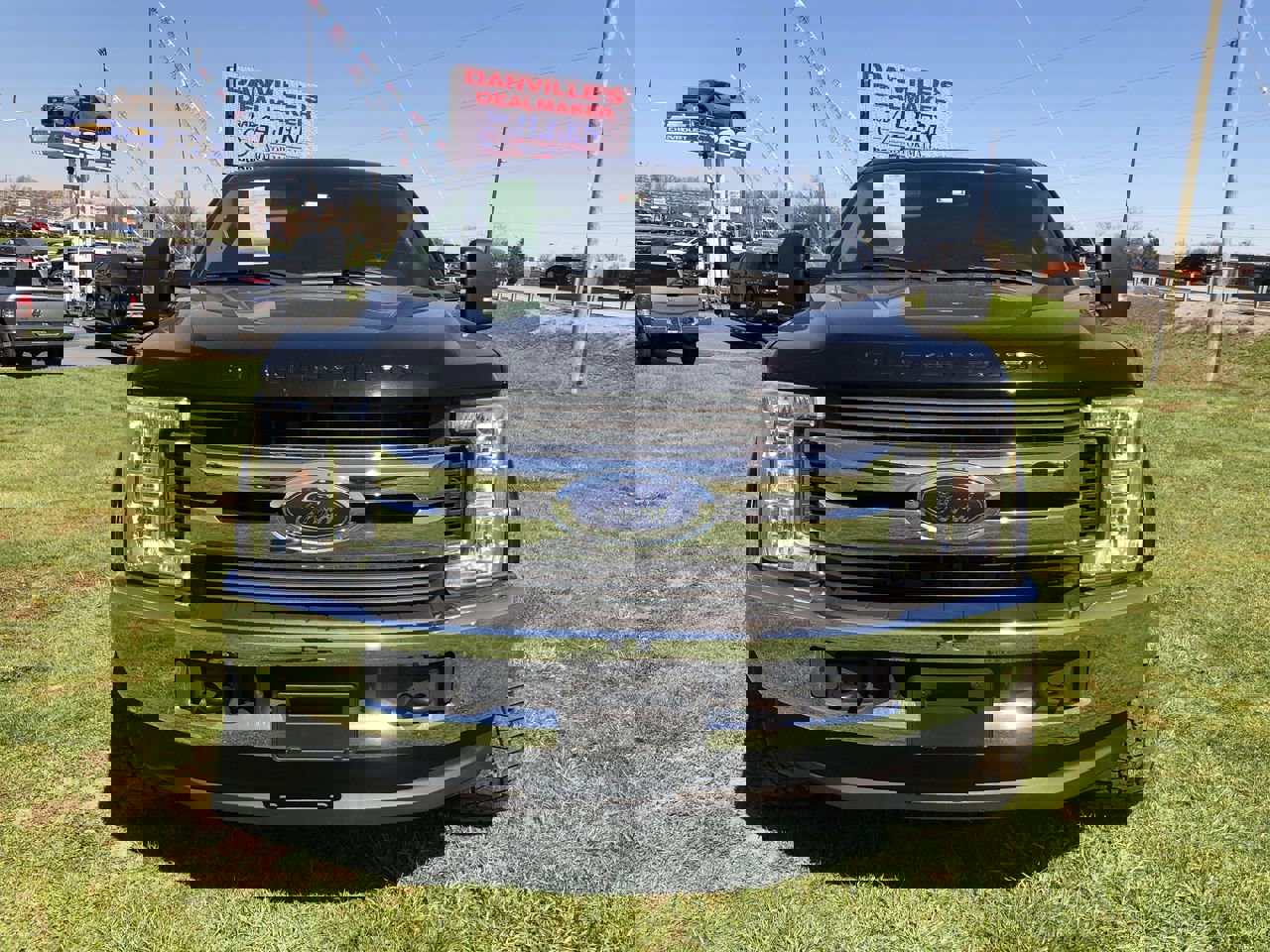 Used 2017 Ford F250 XLT image 8