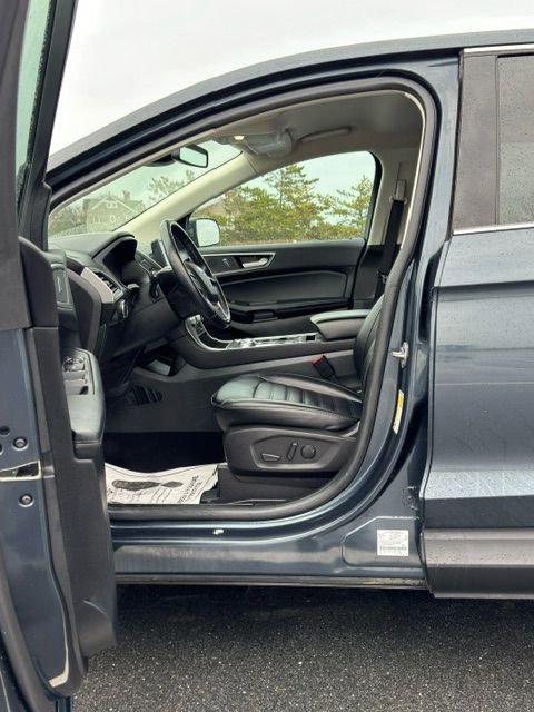 Used 2022 Ford Edge SEL AWD/4WD image 10