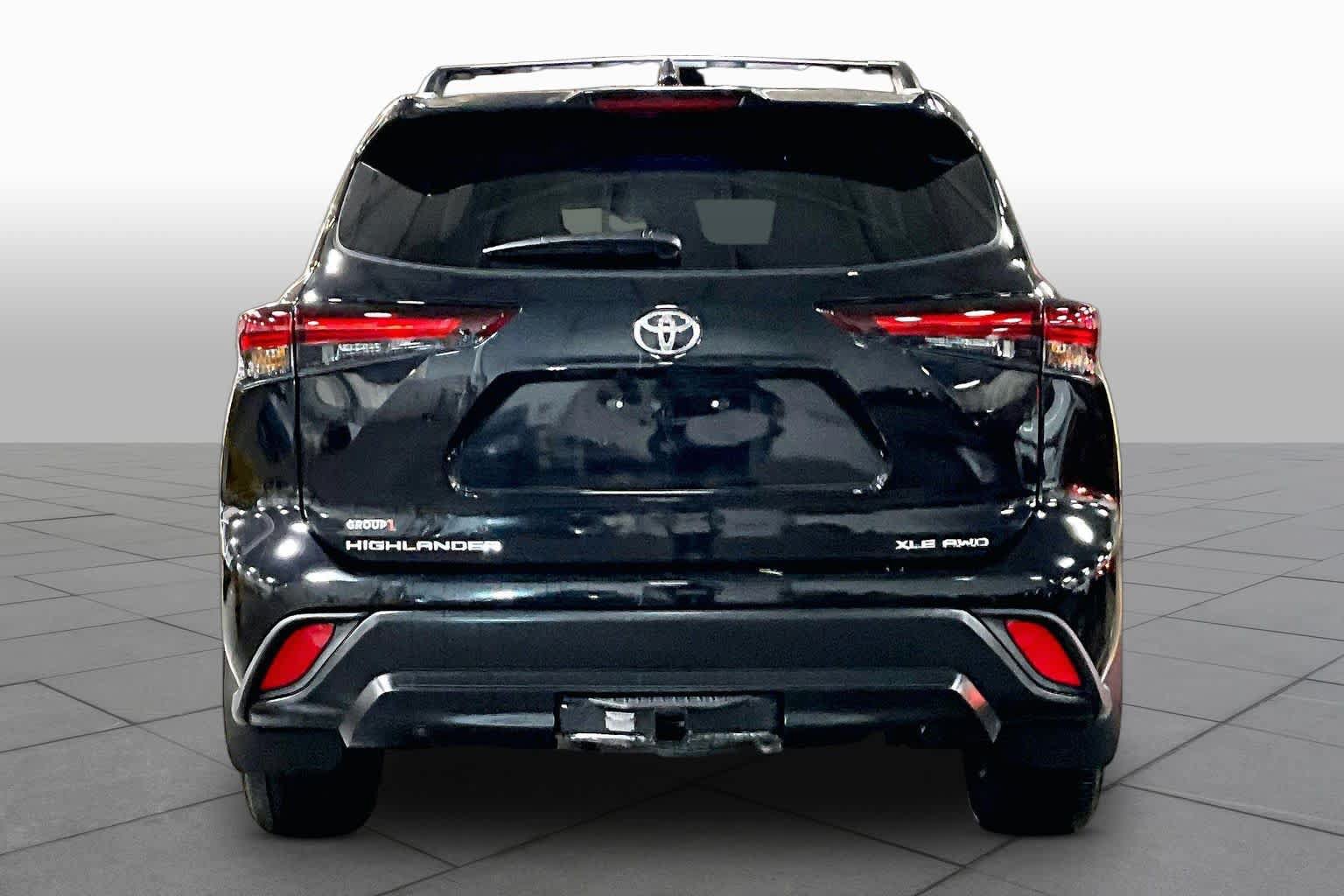 Used 2026 Toyota Highlander XLE AWD/4WD image 5