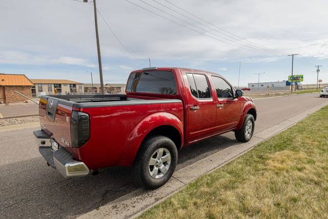Used 2010 Nissan Frontier SE w/ Moonroof Pkg image 5