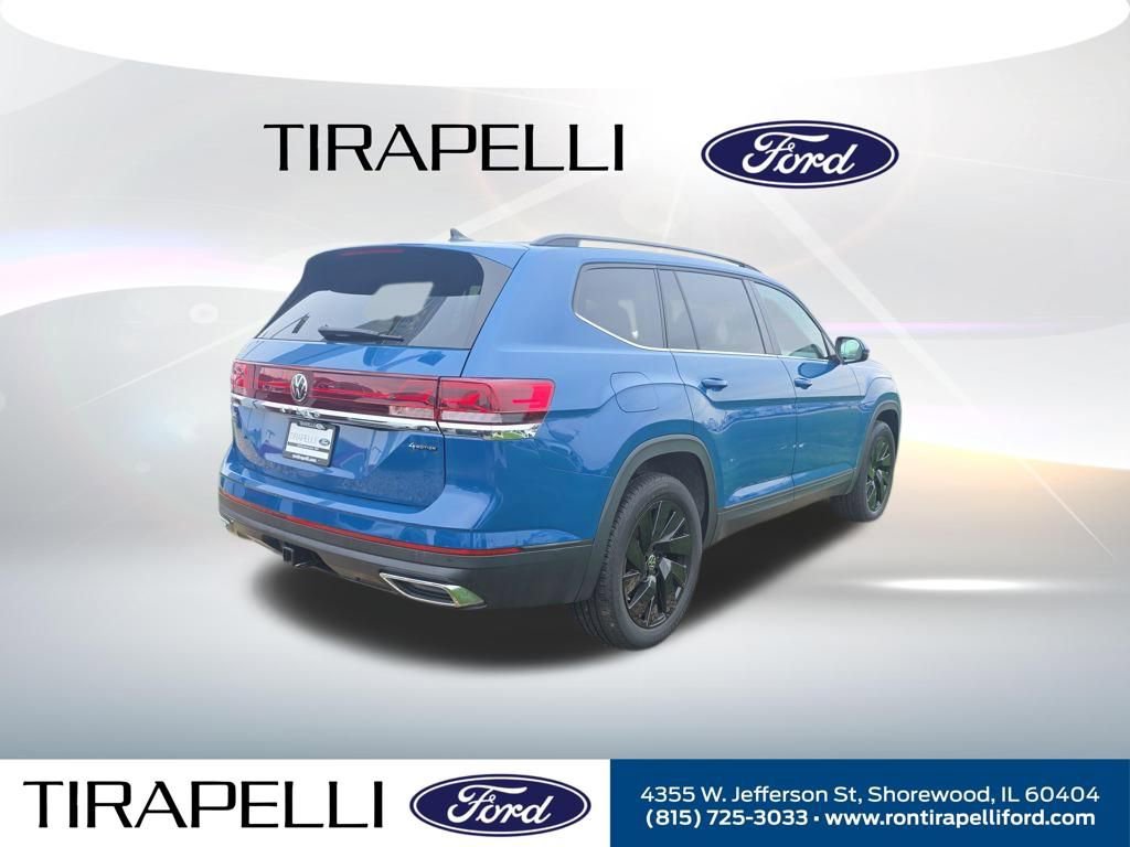 Used 2025 Volkswagen Atlas SE AWD/4WD image 8