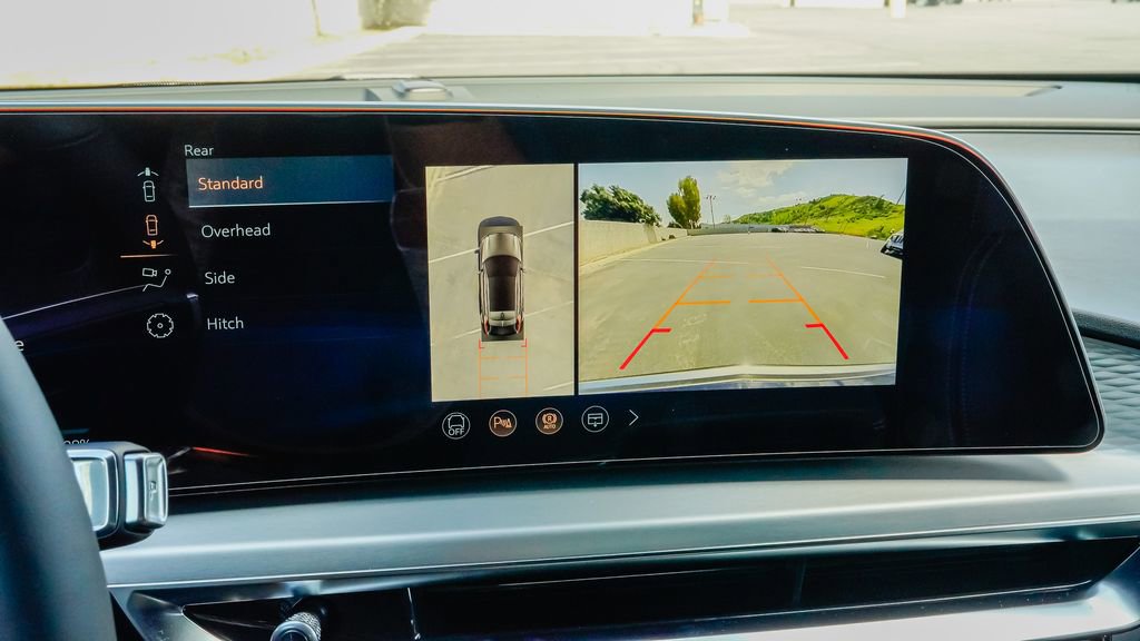 New 2026 Cadillac Lyriq Luxury w/ LPO, Floor Liner Package image 23