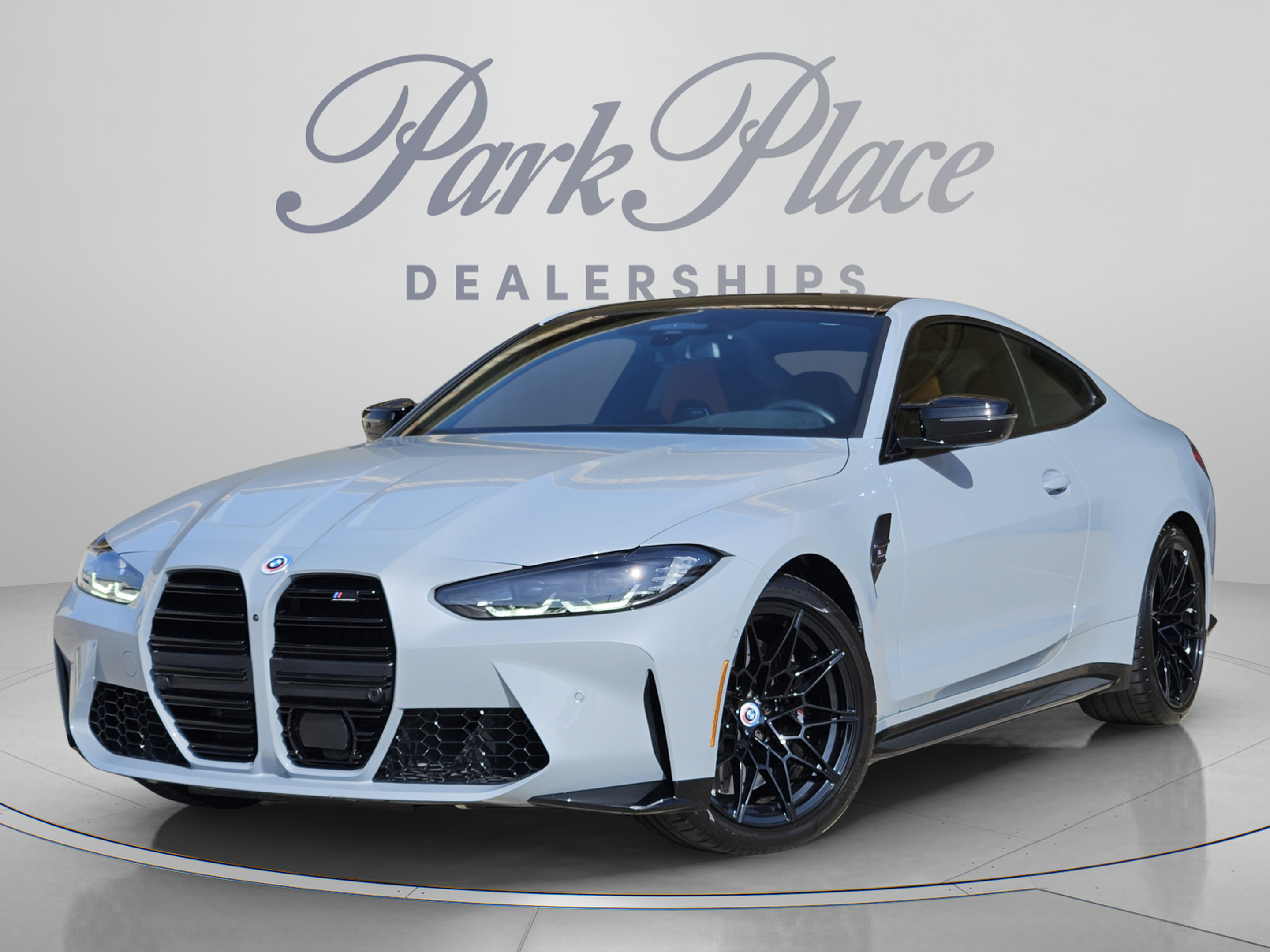 Used 2023 BMW M4 Competition RWD image 1