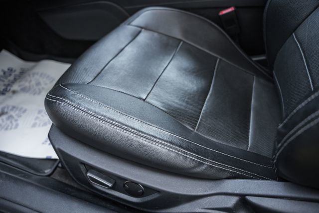 Used 2018 Ford Mustang GT Premium image 40