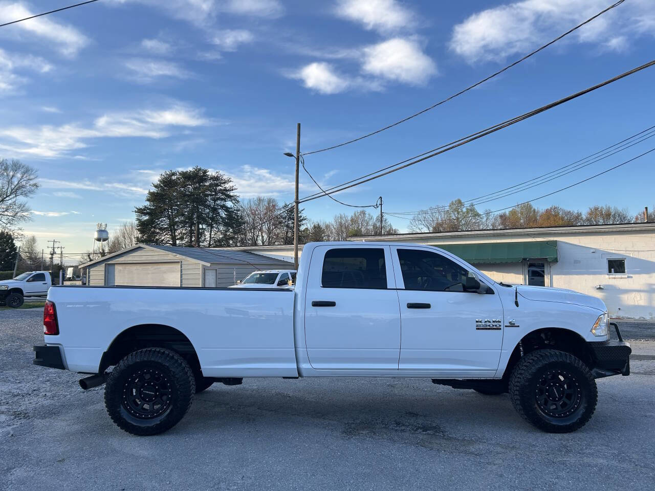 Used 2018 RAM 2500 Tradesman w/ Chrome Appearance Group image 5