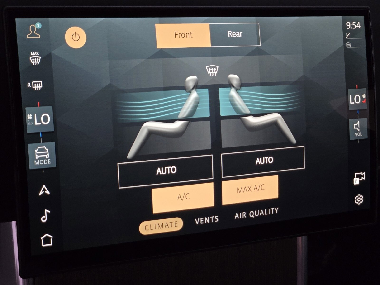 New 2025 Land Rover Range Rover SE image 30
