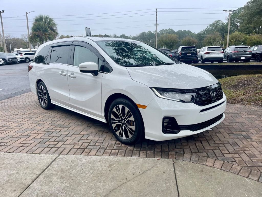 Used 2025 Honda Odyssey Elite image 8