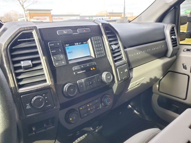Used 2020 Ford F250 XL w/ STX Appearance Package image 23