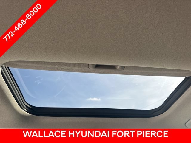 Used 2024 Hyundai Santa Fe Limited AWD/4WD image 14