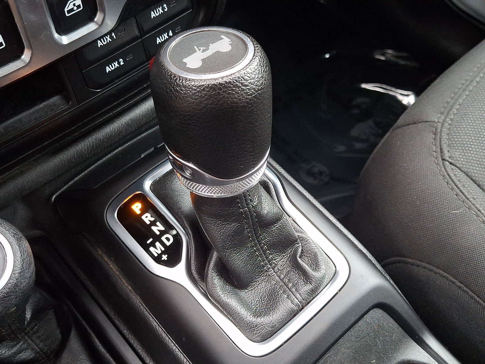Used 2023 Jeep Wrangler Sport AWD/4WD image 14