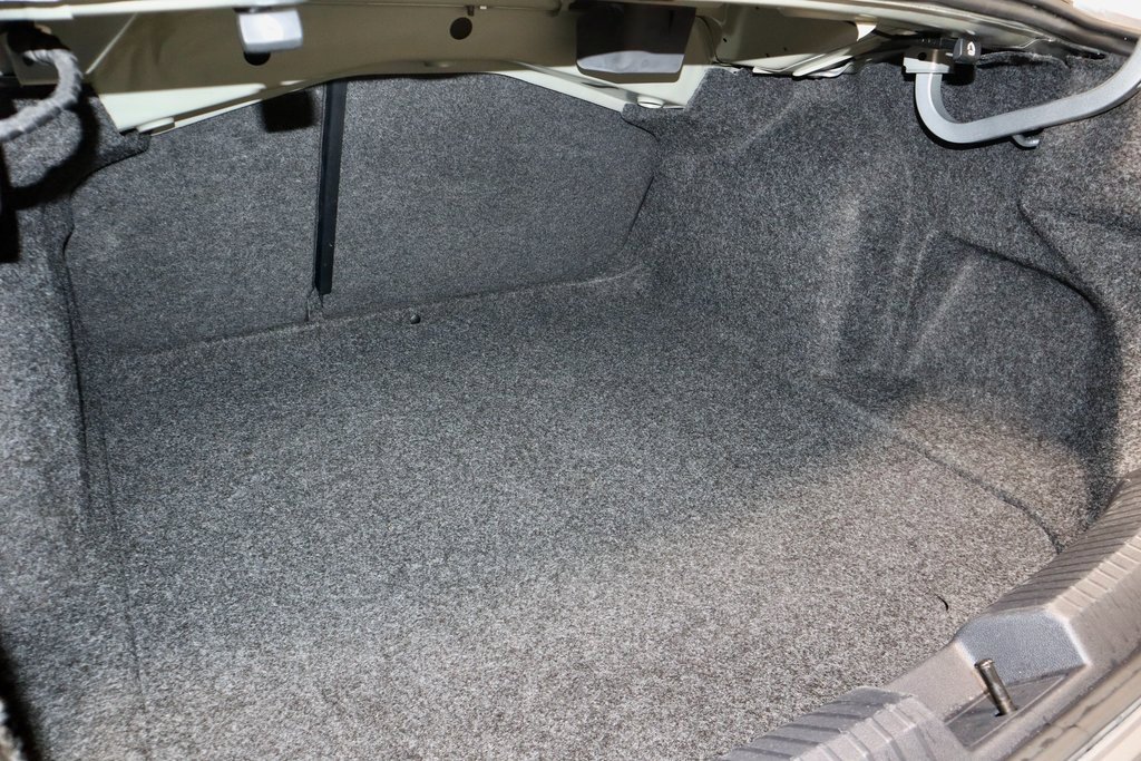 Used 2024 Volkswagen Jetta SE image 15