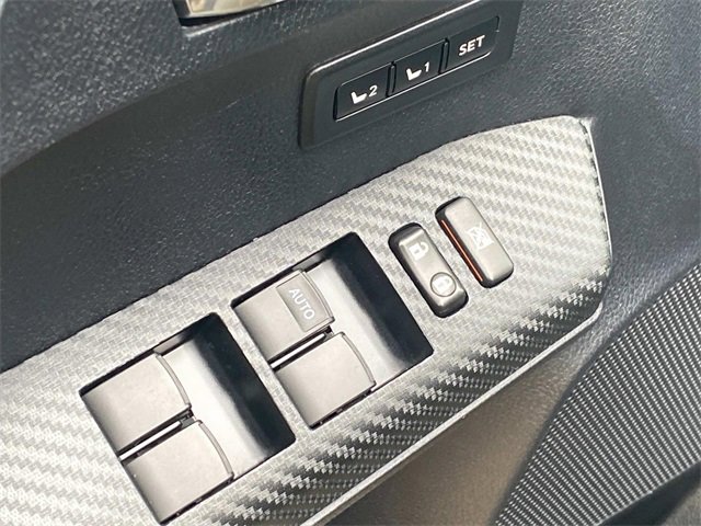 Used 2013 Toyota RAV4 Limited image 13