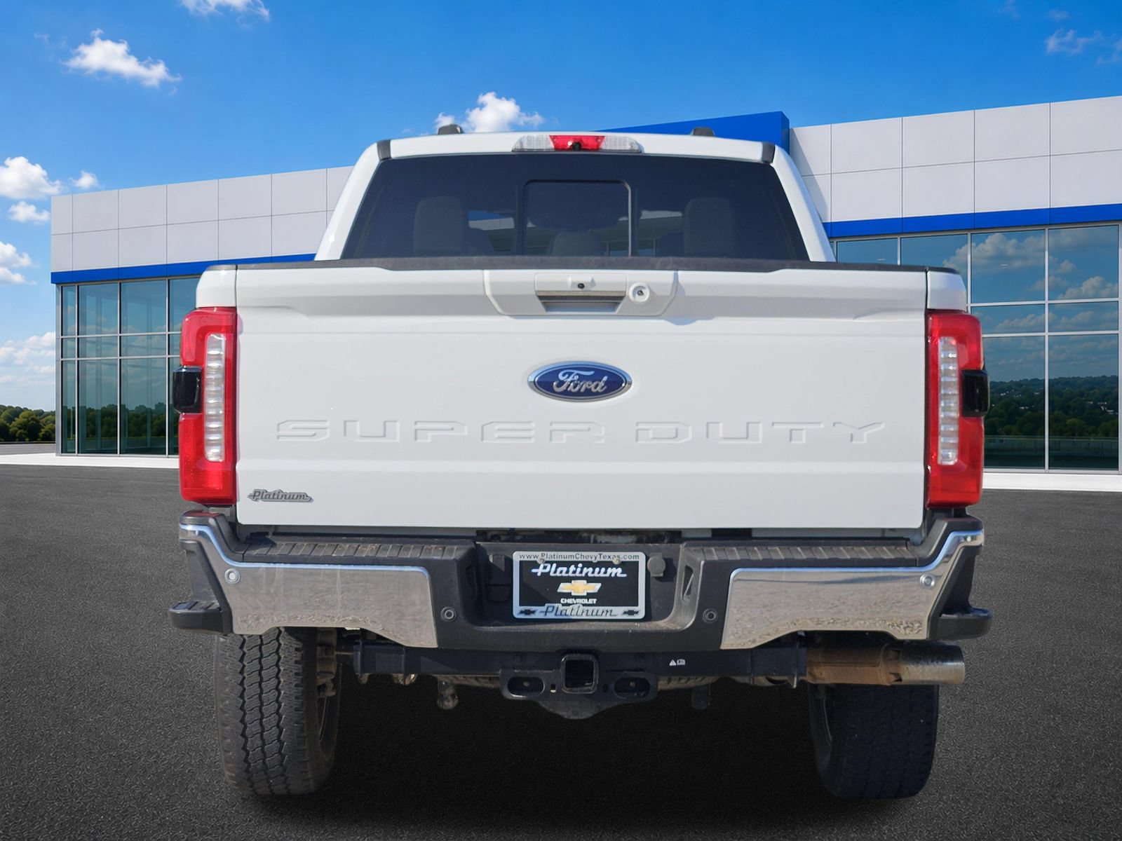 Used 2023 Ford F350 Lariat w/ Lariat Ultimate Package AWD/4WD image 8