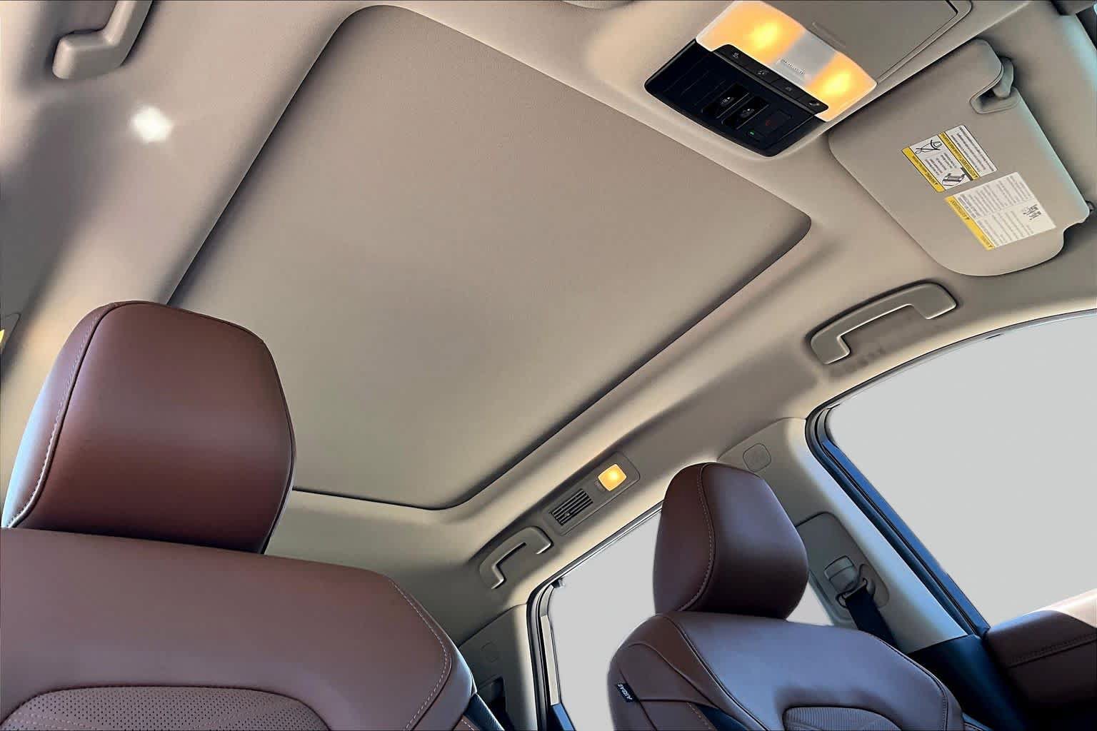 Certified 2025 Nissan Pathfinder Platinum w/ Cargo Package FWD image 13