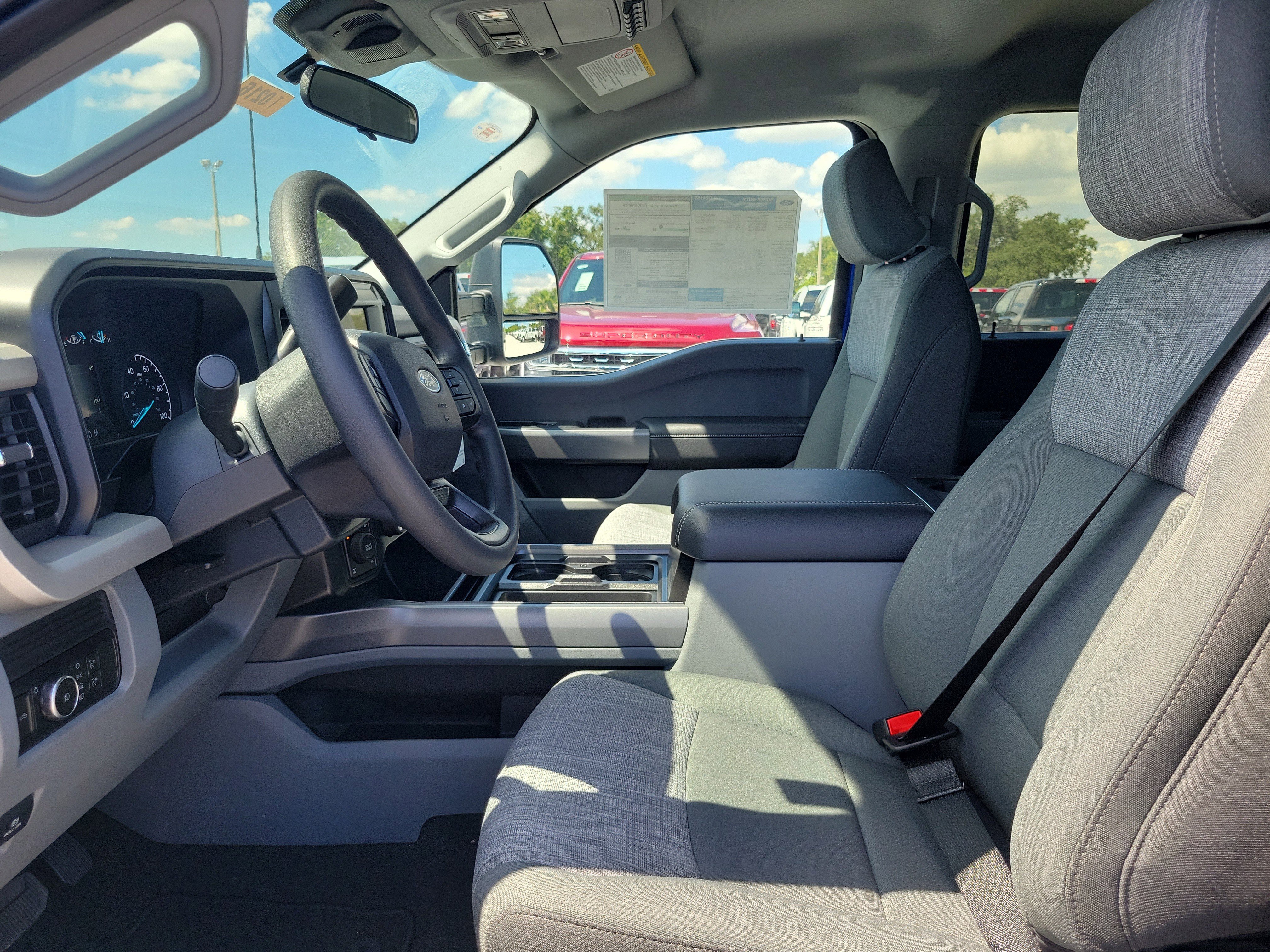 New 2026 Ford F250 XLT w/ FX4 Off-Road Package AWD/4WD image 17