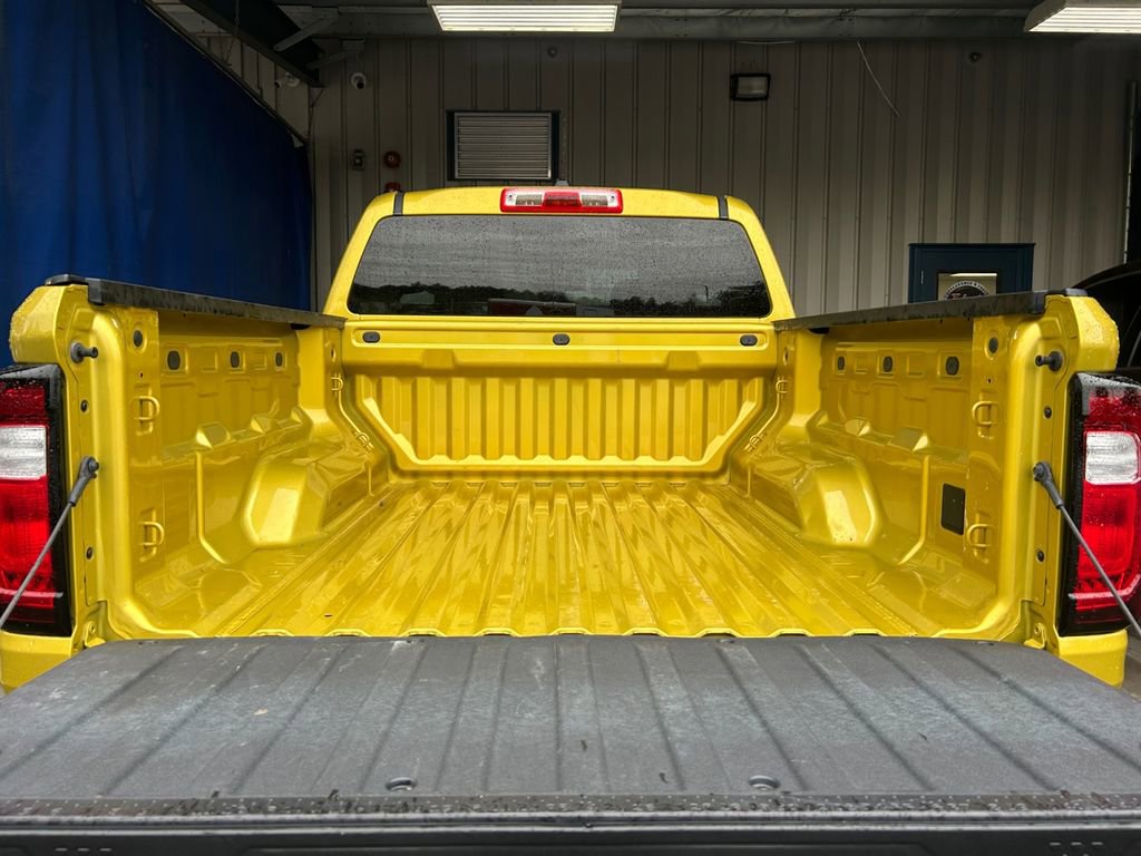 Used 2023 GMC Canyon Elevation image 24