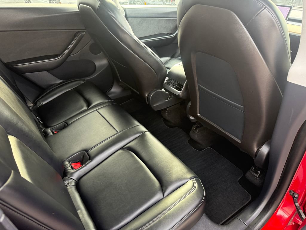 Used 2020 Tesla Model Y Long Range image 20