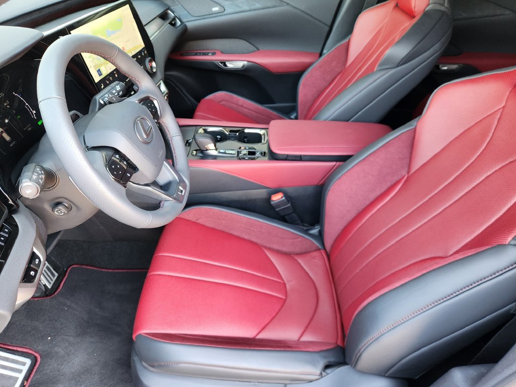 Used 2024 Lexus RX 500h F Sport w/ Convenience Package AWD/4WD image 13