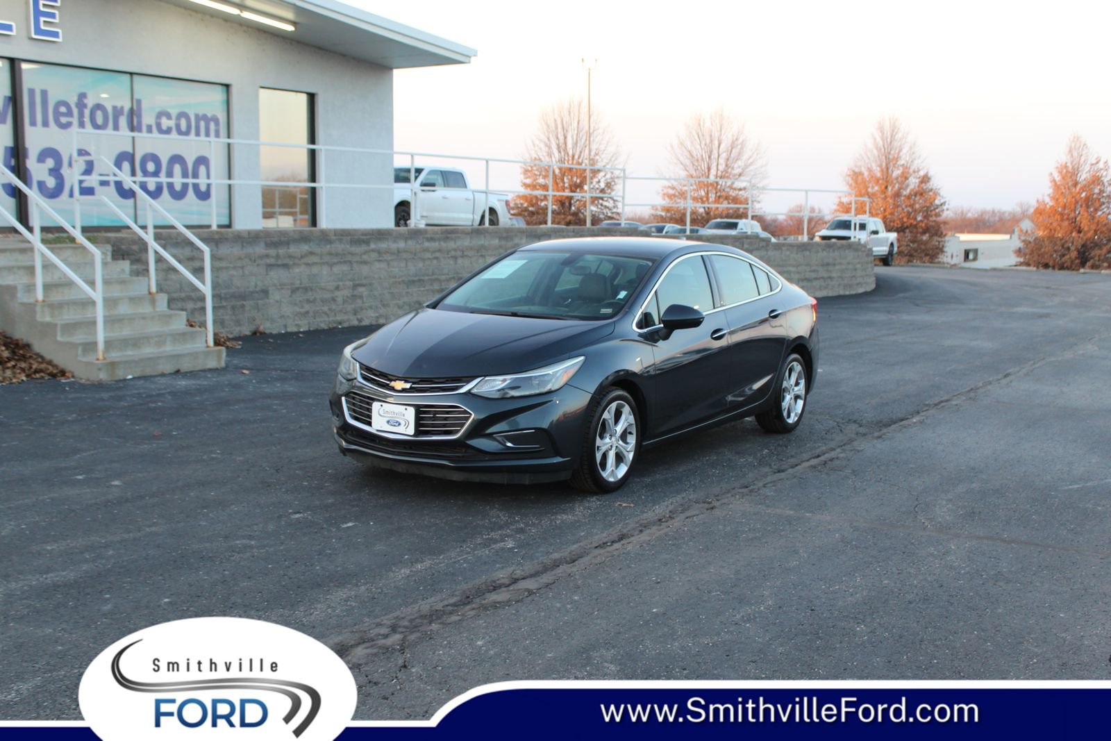 Used 2017 Chevrolet Cruze Premier image 1