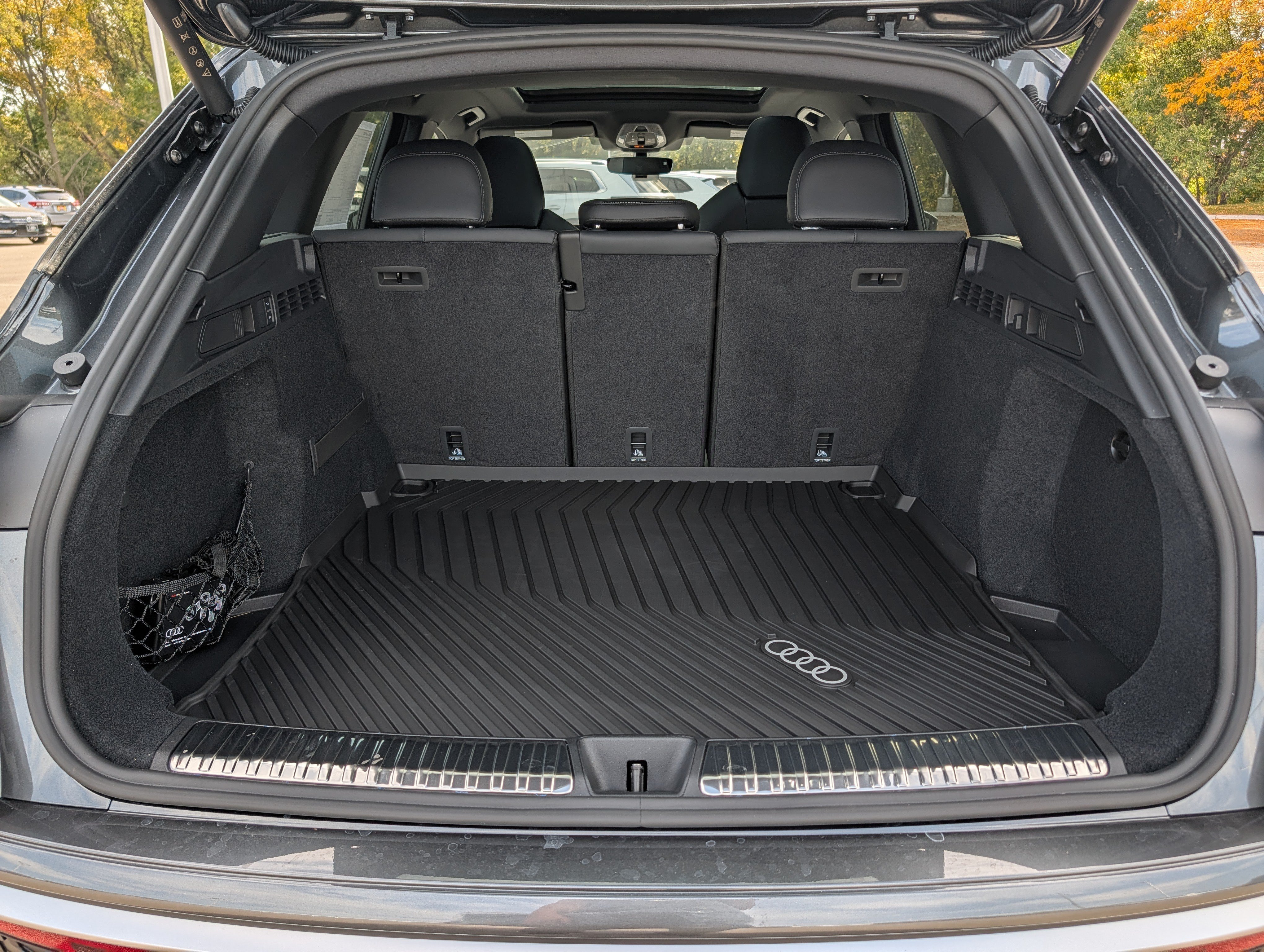 New 2026 Audi SQ5 Prestige AWD/4WD image 7
