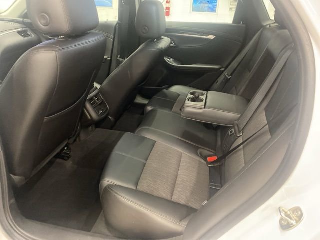 Used 2020 Chevrolet Impala LT w/ LT Convenience Package image 31