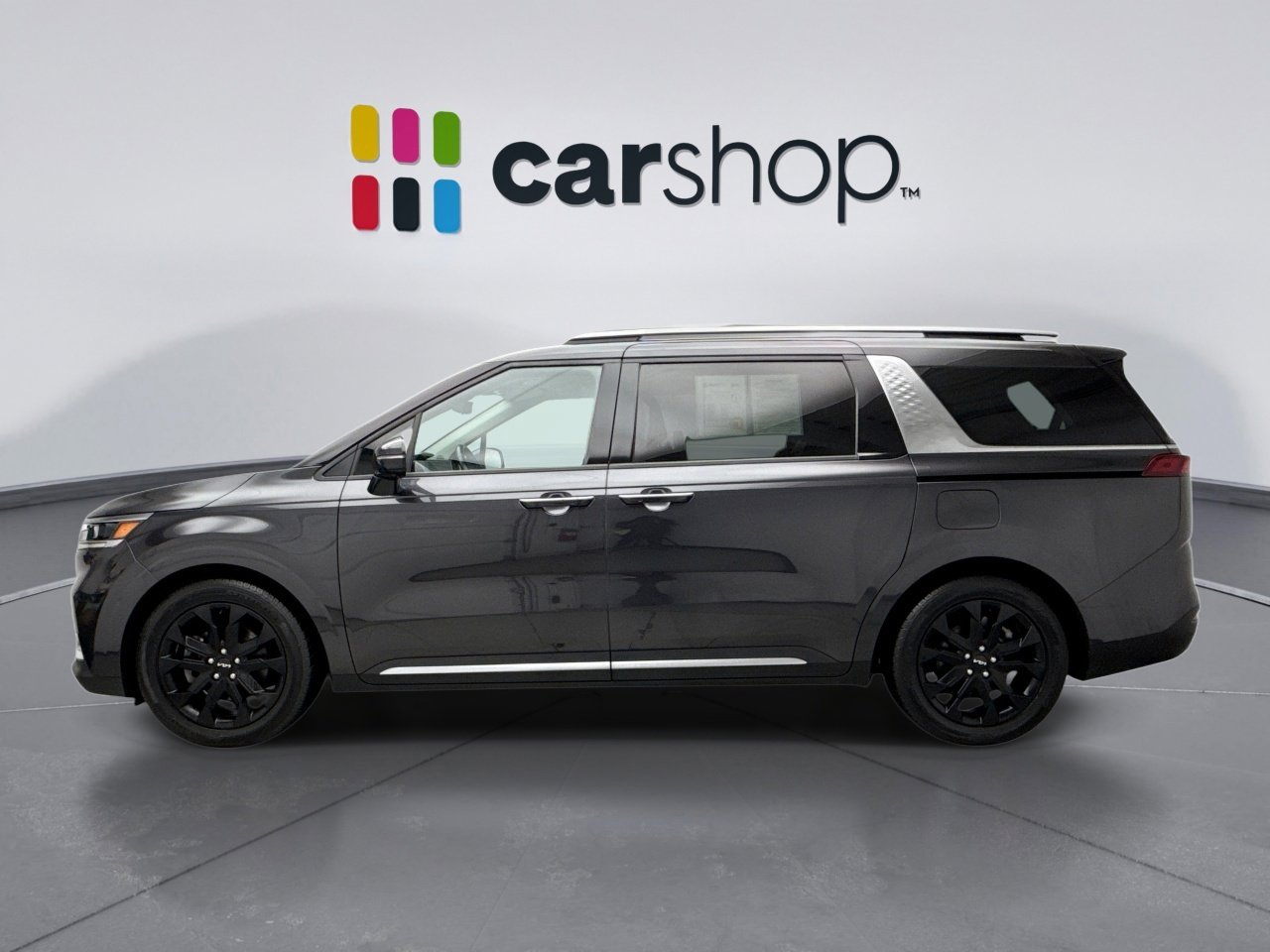 Used 2022 Kia Carnival SX image 2