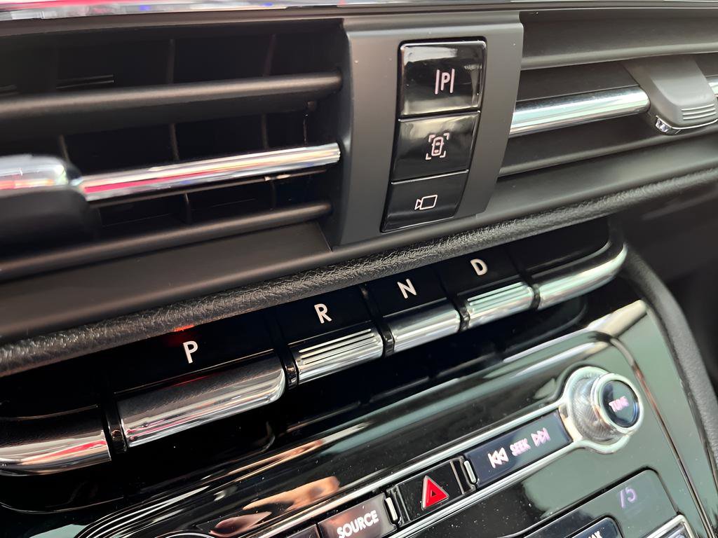 Used 2020 Lincoln Corsair Reserve image 20