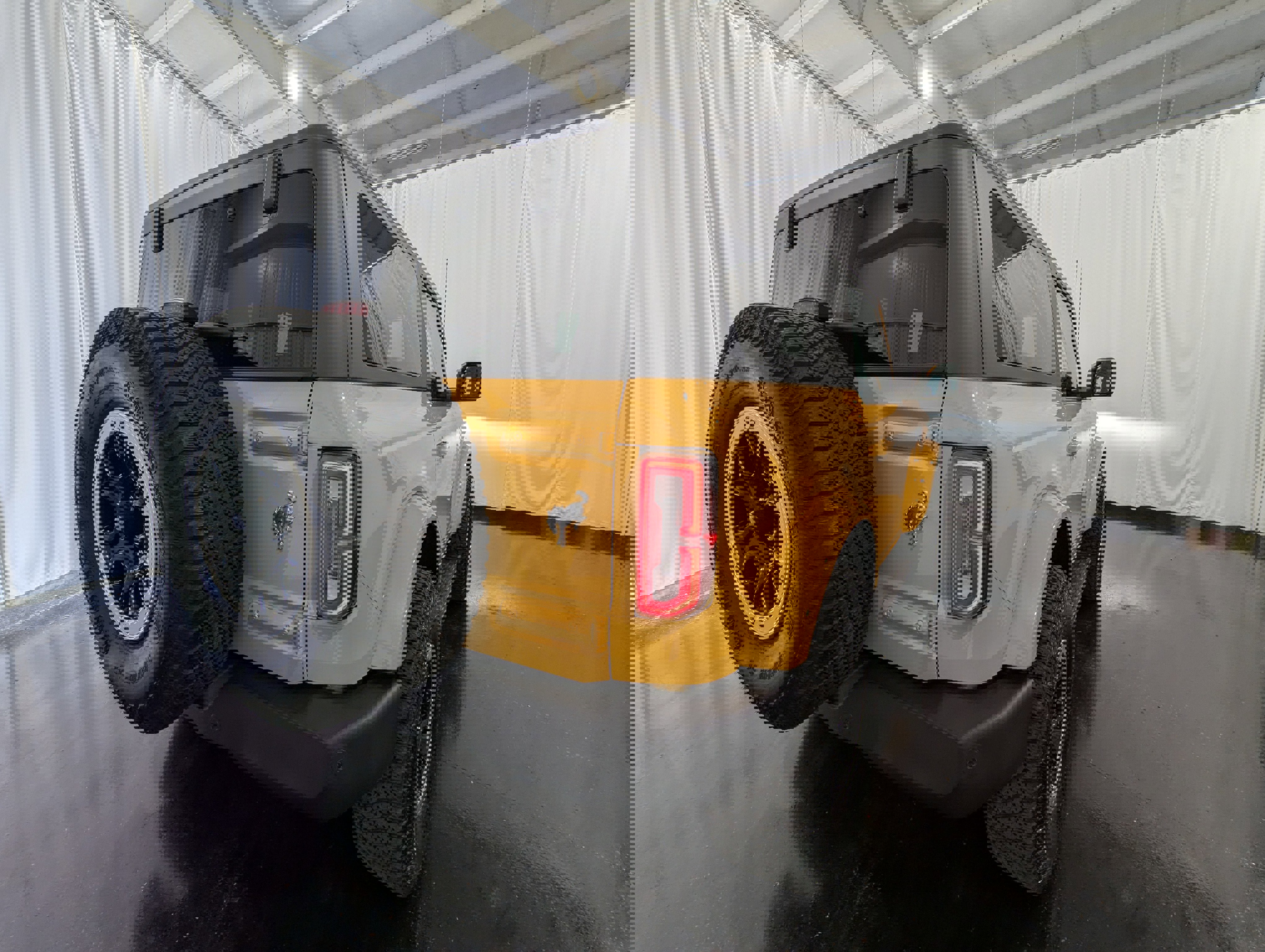 Used 2021 Ford Bronco Outer Banks image 6