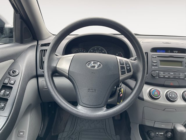 Used 2010 Hyundai Elantra GLS FWD image 12