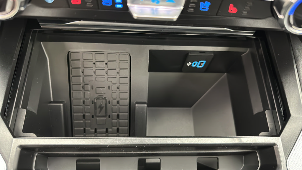 New 2026 Ford F350 Platinum AWD/4WD image 24